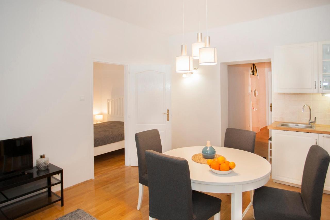 Christine-2 Bedrooms Apartment In The Downtown Будапеща Екстериор снимка