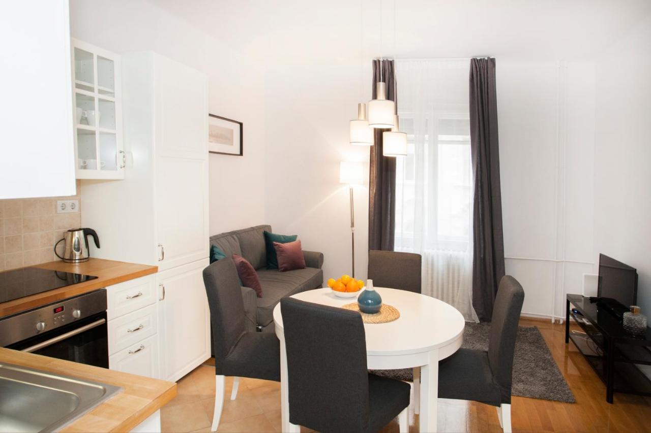 Christine-2 Bedrooms Apartment In The Downtown Будапеща Екстериор снимка