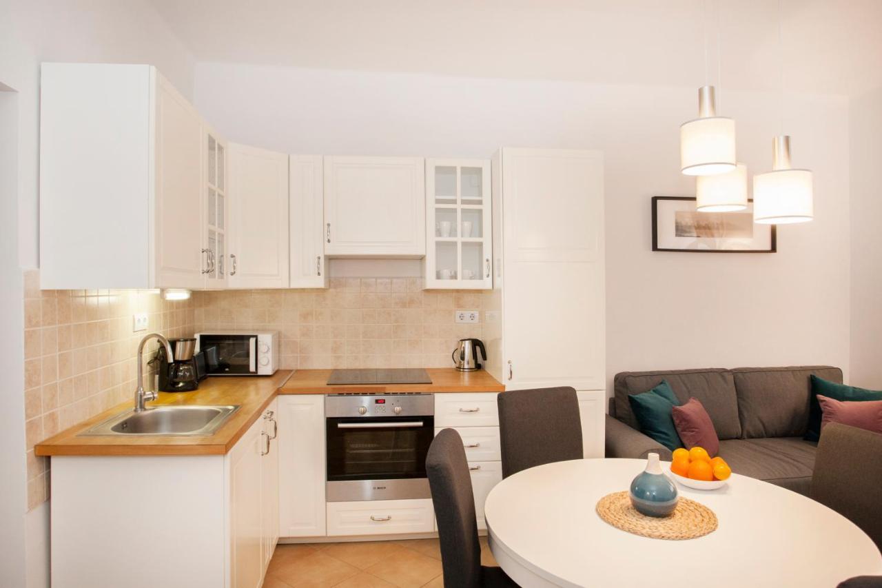 Christine-2 Bedrooms Apartment In The Downtown Будапеща Екстериор снимка