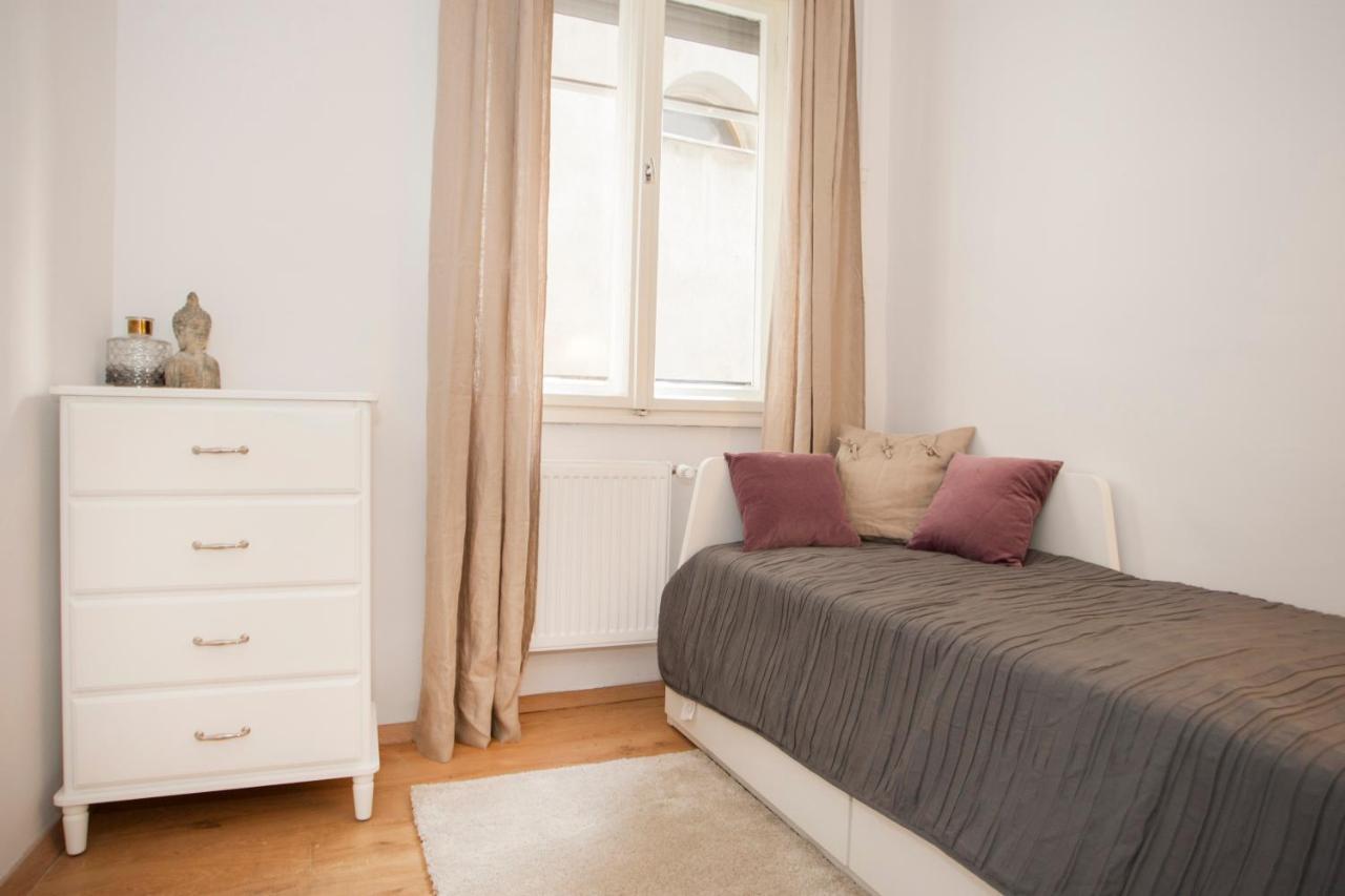 Christine-2 Bedrooms Apartment In The Downtown Будапеща Екстериор снимка